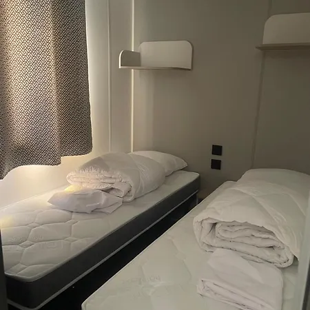 Mobil-home Neuf 6 A 8 Pers Au Les Palmiers, * Hyeres