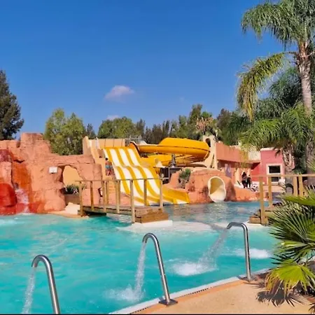 Campsite Mobil-home Neuf 6 A 8 Pers Au Les Palmiers, *