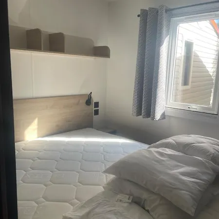 Mobil-home Neuf 6 A 8 Pers Au Les Palmiers, Campsite *